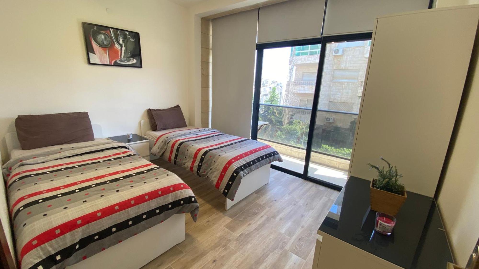 Dair Ghbar Apartment Amán Habitación foto
