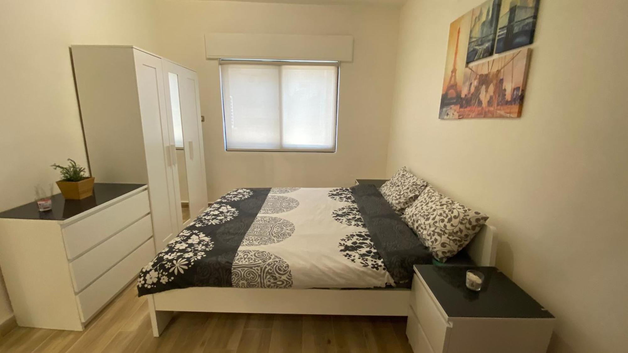 Dair Ghbar Apartment Amán Habitación foto
